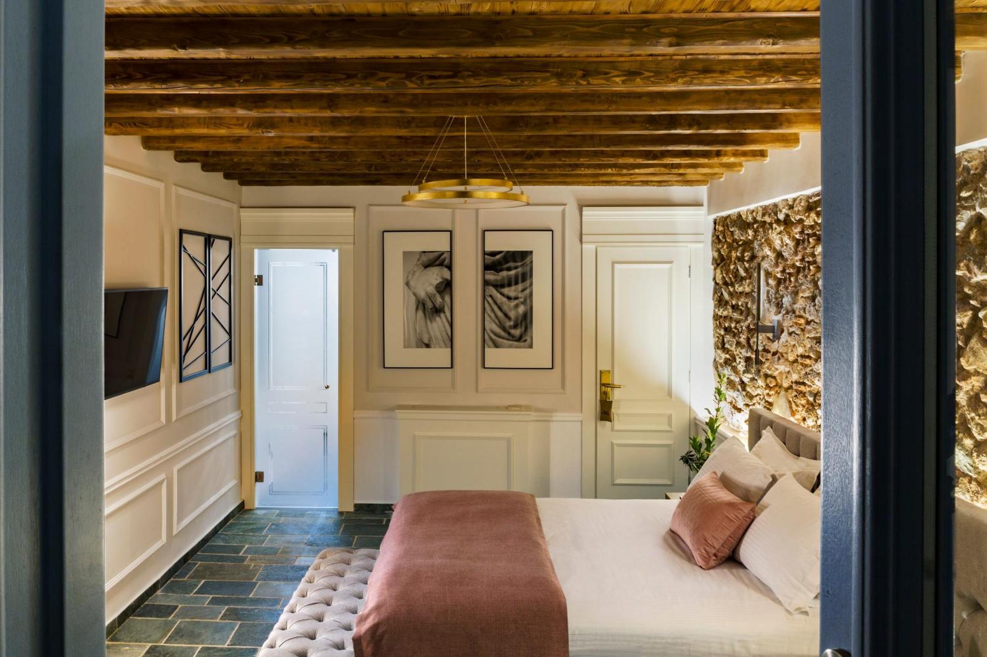 A77 Suites, Small Luxury Of The World Hotel